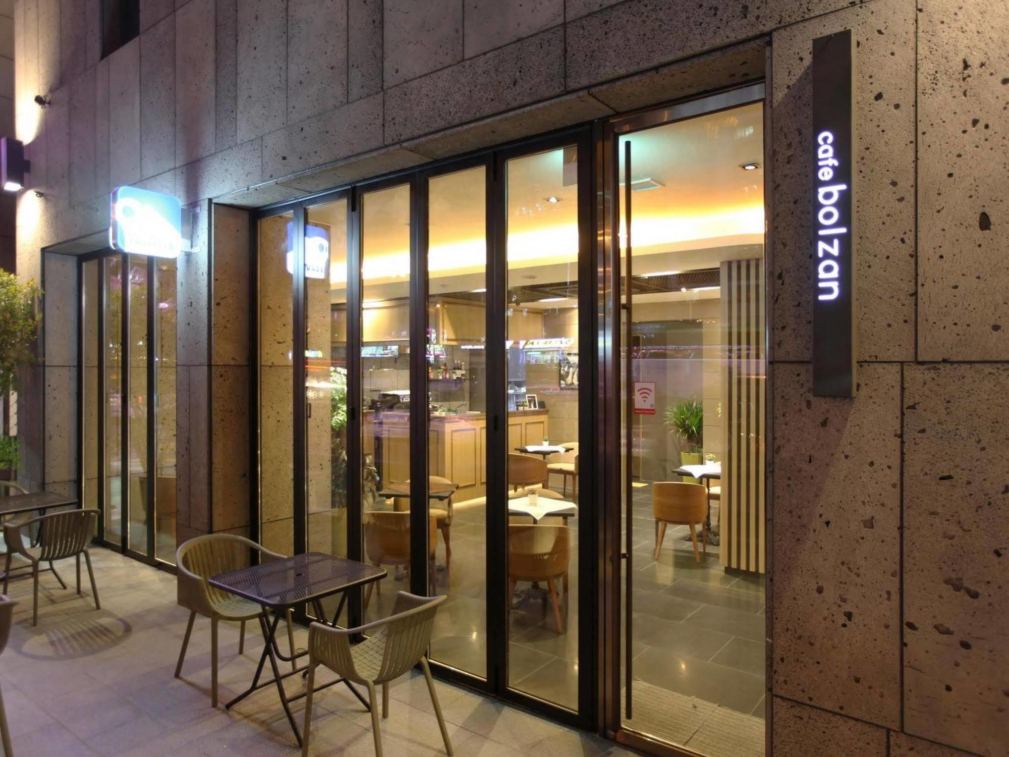 Hotel Vine Seongnam Ngoại thất bức ảnh